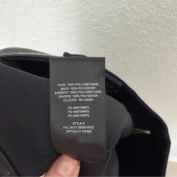 Aritzia Wilfred Black Rekindle Vegan Leather Mini Skirt Size 4 - Picture 4 of 4